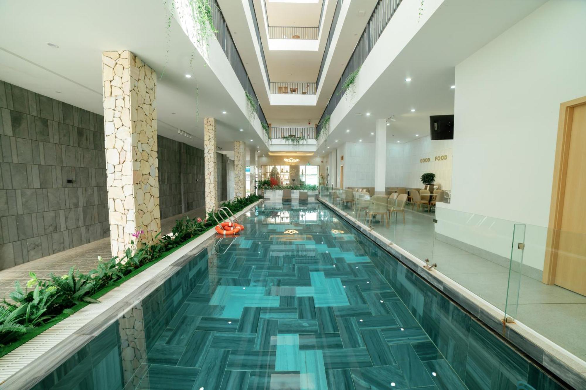 Diora Hotel Pleiku By Hos 外观 照片